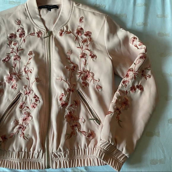 Bomber jacket - Picture 3 of 4